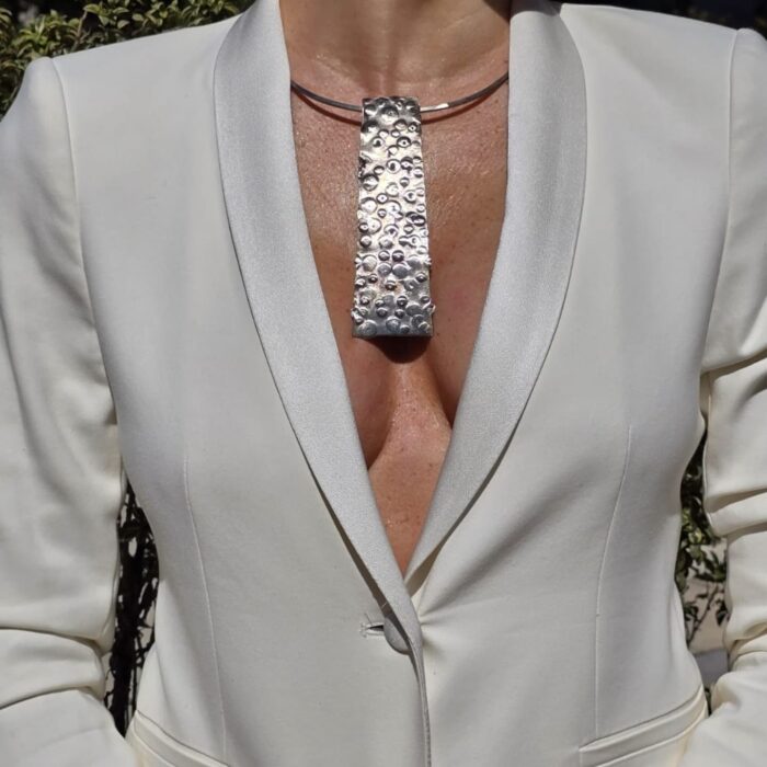 Collar Bloque